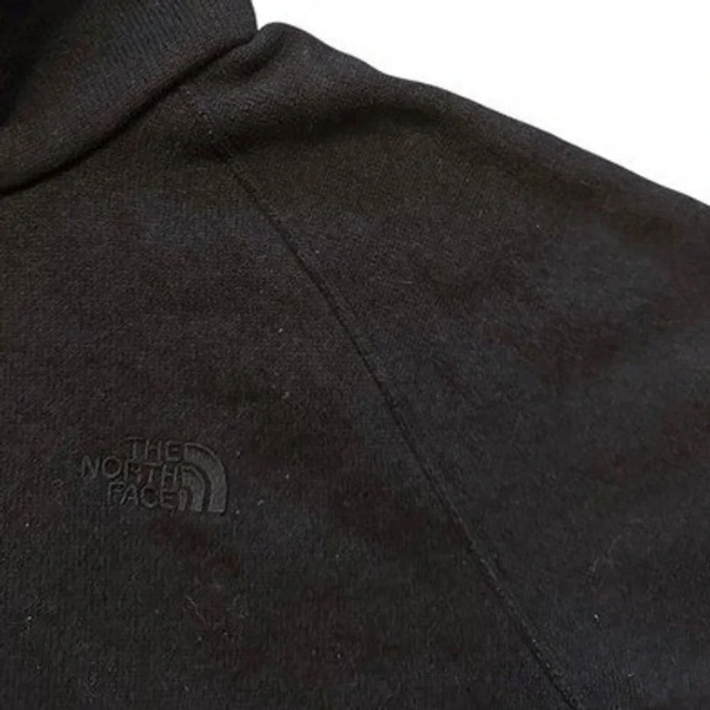 The North Face Black 1/4 Zip Fleece Pullover‎ Men's Medium